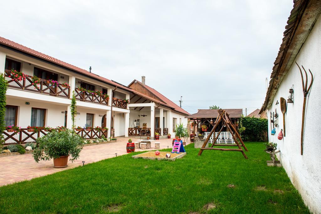 Lilaakác Vendégház Hosszupalyi Exterior foto